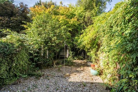 2 bedroom semi-detached house for sale, Botley Road, North Baddesley, Southampton