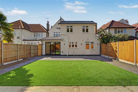 undefined, Beech Walk, Mill Hill! NW7