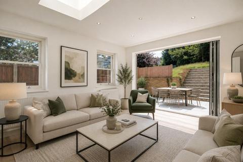3 bedroom end of terrace house for sale, Mount Nod Close, London, SE18