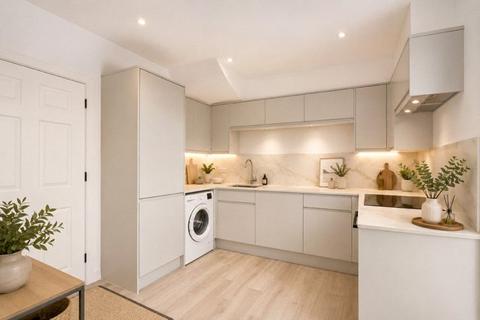3 bedroom end of terrace house for sale, Mount Nod Close, London, SE18