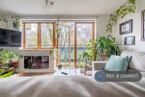 Apartment in London - View 2
