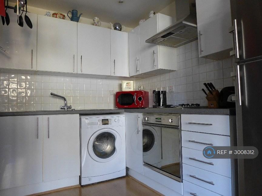 Apartment in London - View 3