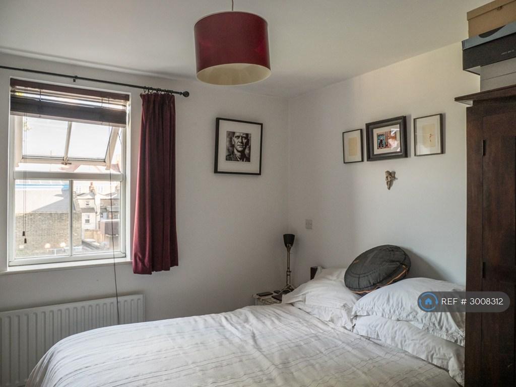 Apartment in London - View 4