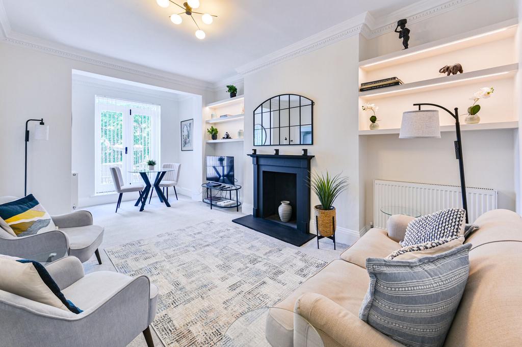Apartment in London - View 2