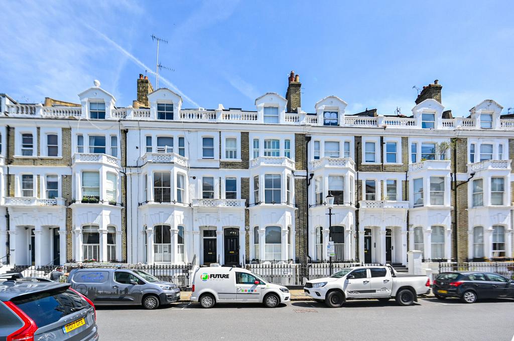 Apartment in London - View 4