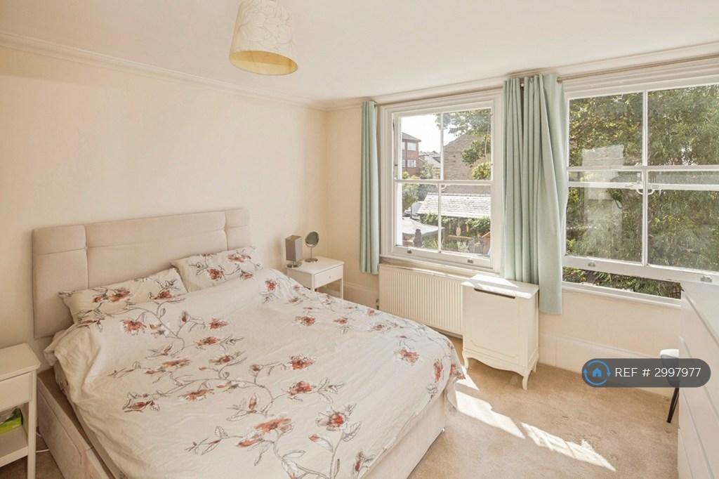 Apartment in London - View 3