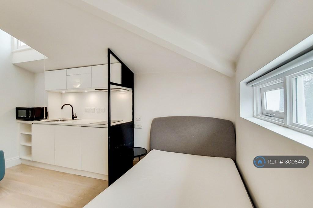Apartment in London - View 2