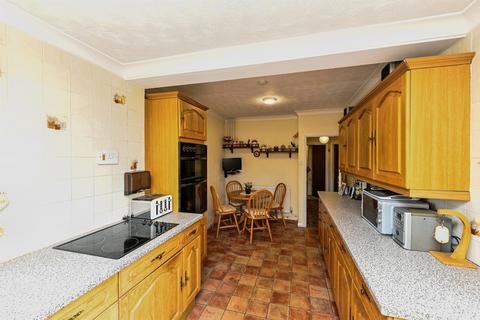 3 bedroom detached bungalow for sale, Leverington Common, Leverington, Wisbech