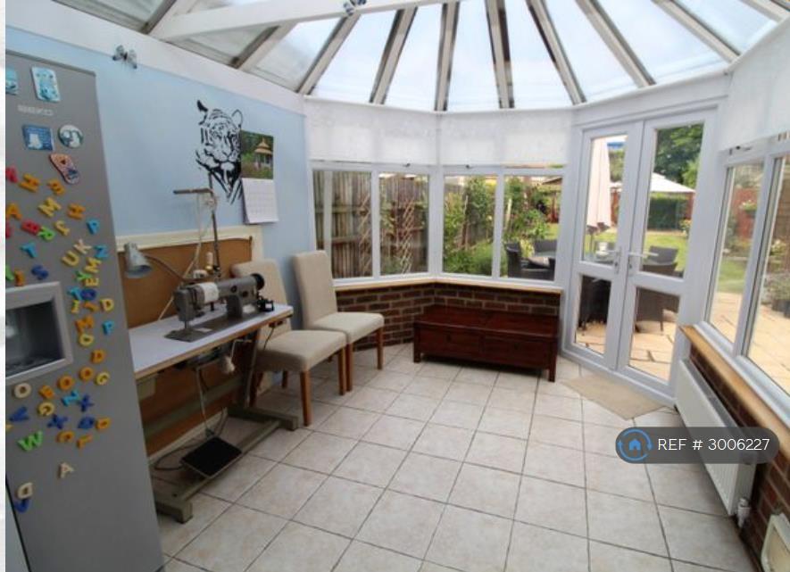 House in London - View 5