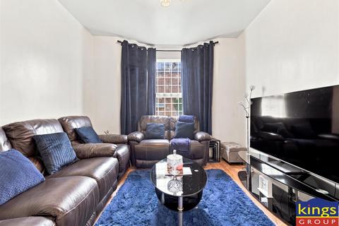 3 bedroom terraced house for sale, Tower Hamlets Road, London