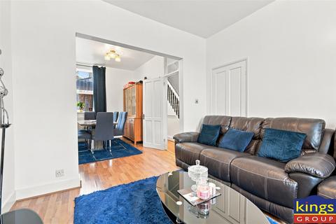 3 bedroom terraced house for sale, Tower Hamlets Road, London