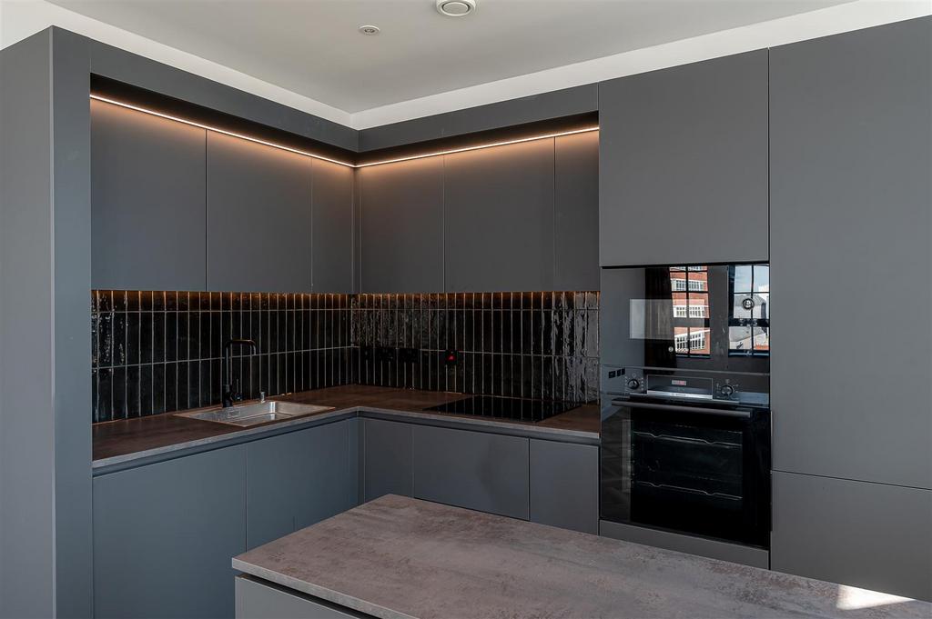 Apartment in York, Clifton Moor, Bell Farm - View 4