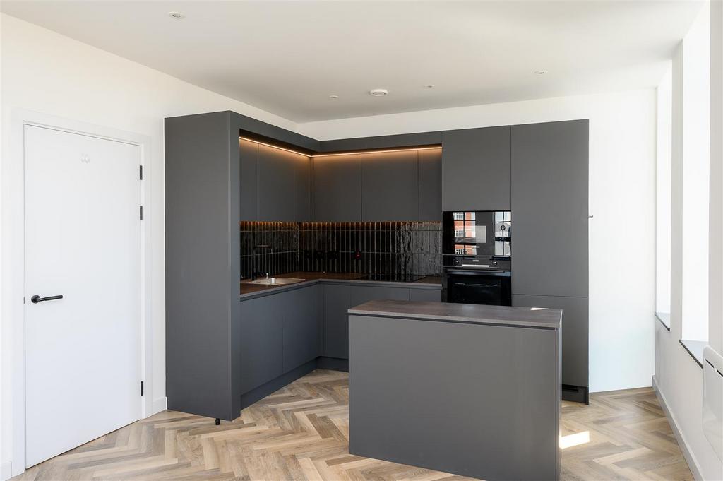 Apartment in York, Clifton Moor, Bell Farm - View 5