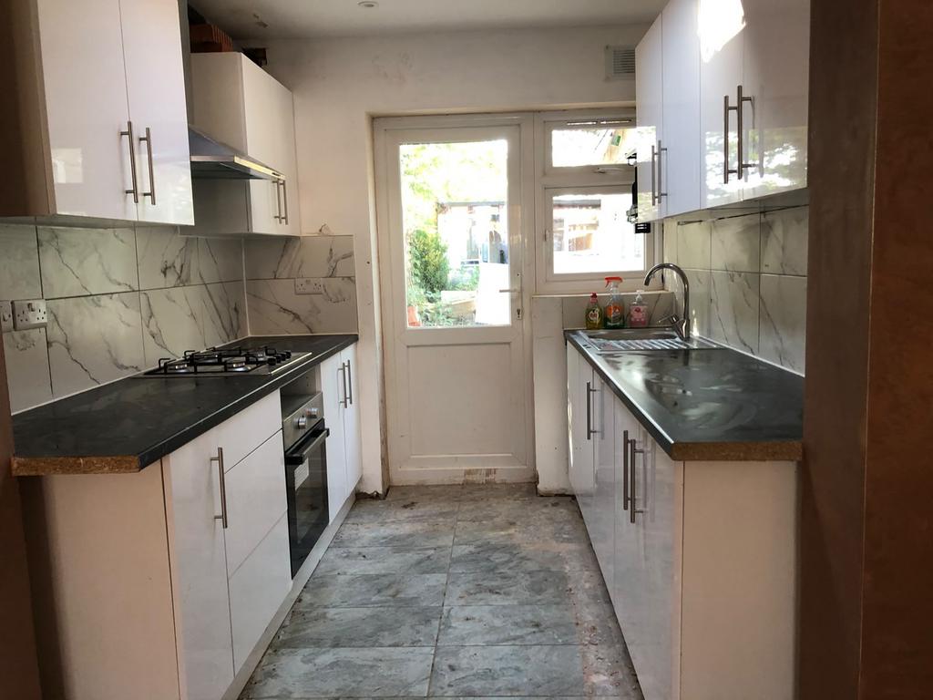 House in Hayes - View 2
