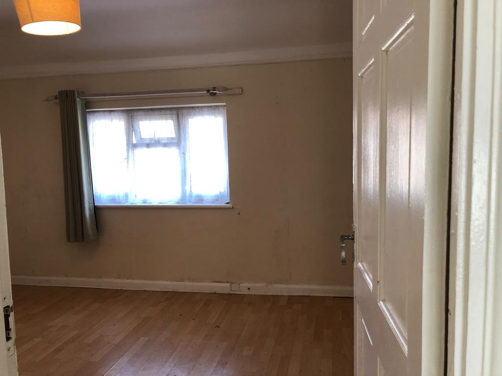 House in Hayes - View 3