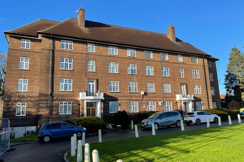 undefined, Kings Drive, Wembley, HA9