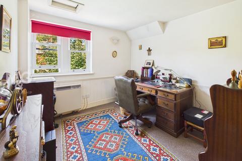 2 bedroom flat for sale, Springfield Road, Bury St. Edmunds IP33