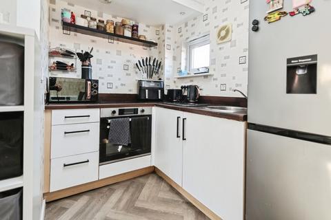 2 bedroom flat for sale, Merlin Walk, BIRMINGHAM, West Midlands, B35