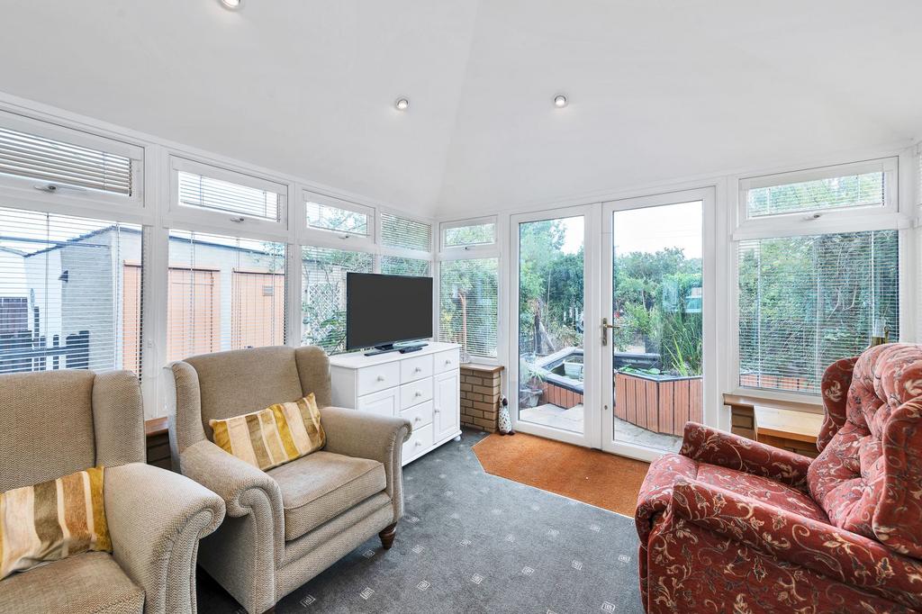 House in Haverhill - View 5