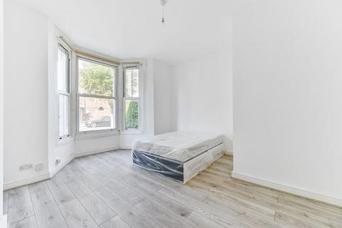1 bedroom flat to rent, Birchanger Road, South Norwood, London, SE25, South Norwood, London, SE25