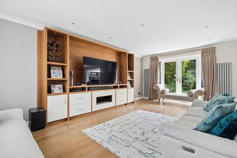 4 bedroom detached house for sale, Woodhouse Eaves, Northwood HA6