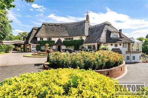 5 bedroom detached house for sale, Nan Clarks Lane, London, NW7