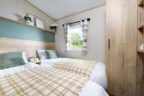 2 bedroom lodge for sale, Lakeside Lodge Finlake Resort Spa Devon , Finlake Resort and Spa, TQ13 0EJ, South West England
