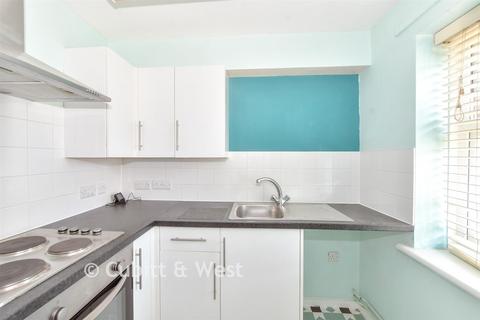 Studio for sale, Richmond Avenue, Bognor Regis, West Sussex
