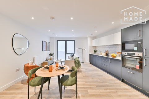 2 bedroom apartment to rent, The Charter, DA12