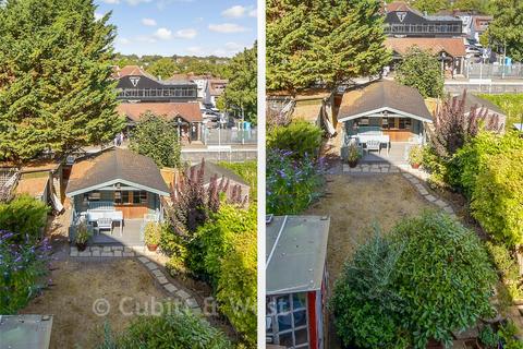 4 bedroom semi-detached house for sale, Mayfield Road, South Croydon, Surrey