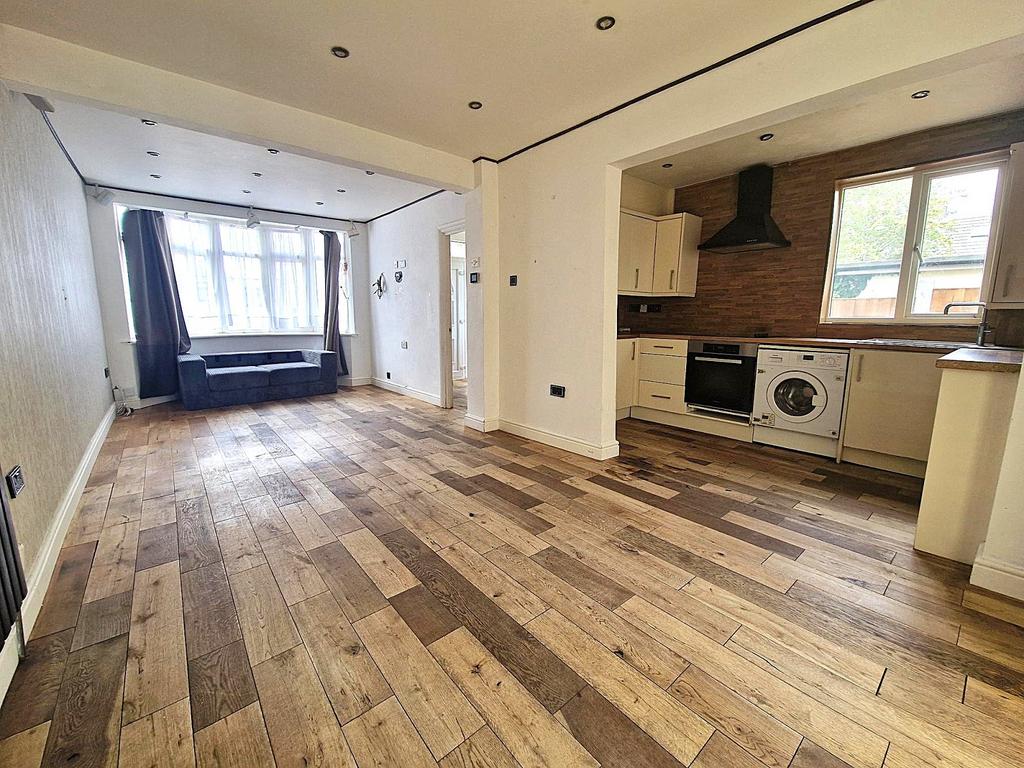 House in Ilford - View 4
