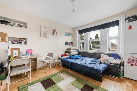 1 bedroom apartment for sale, Selhurst Road, London, SE25