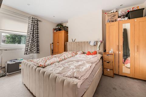 1 bedroom apartment for sale, Selhurst Road, London, SE25