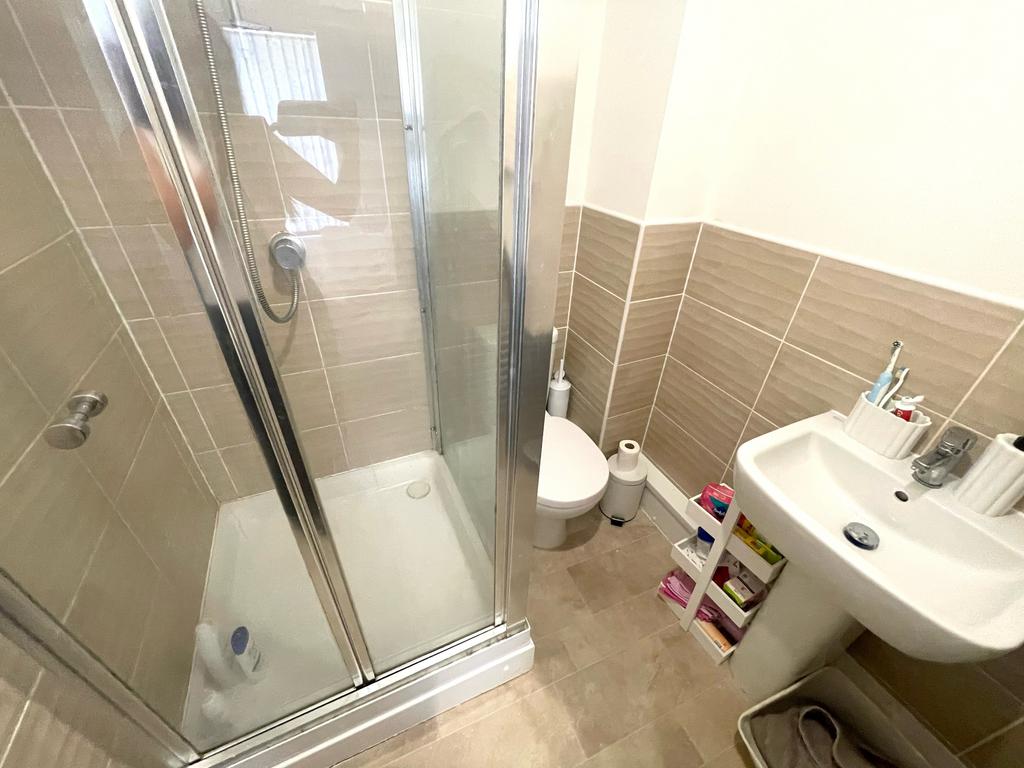 Apartment in Birmingham, West Midlands - More