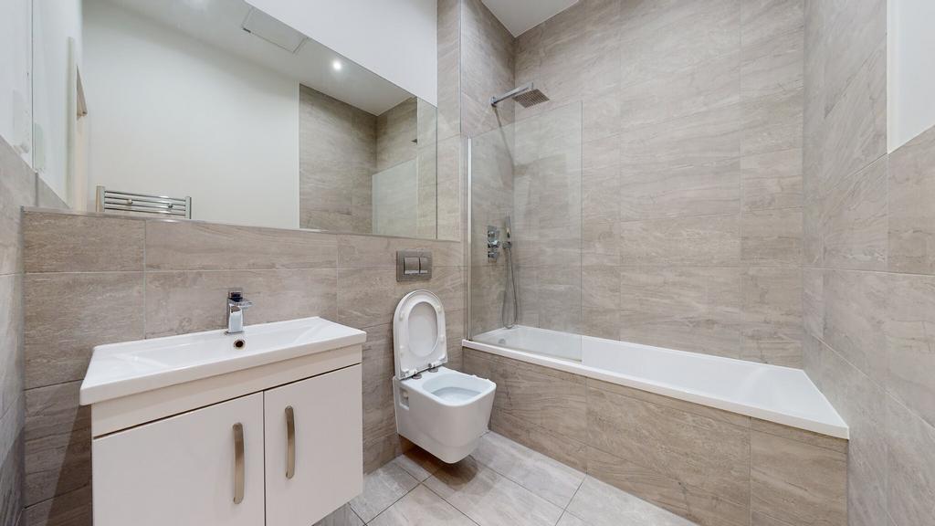 Apartment in Brentford - View 4