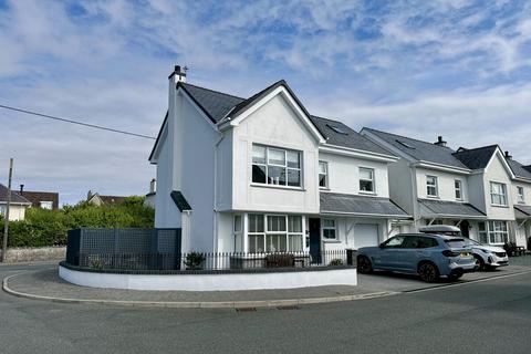 4 bedroom link detached house for sale, Lon Tesog, Trearddur Bay, Anglesey, LL65