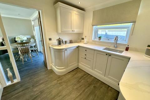 4 bedroom link detached house for sale, Lon Tesog, Trearddur Bay, Anglesey, LL65