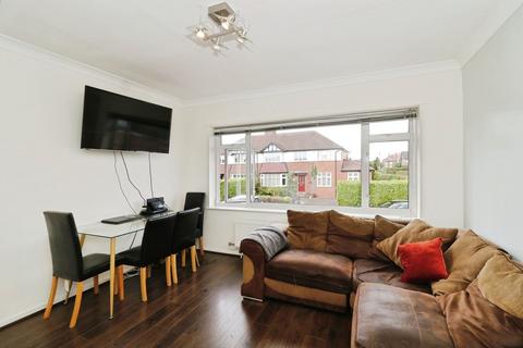 2 bedroom apartment for sale, Hillside Road, Altrincham WA15