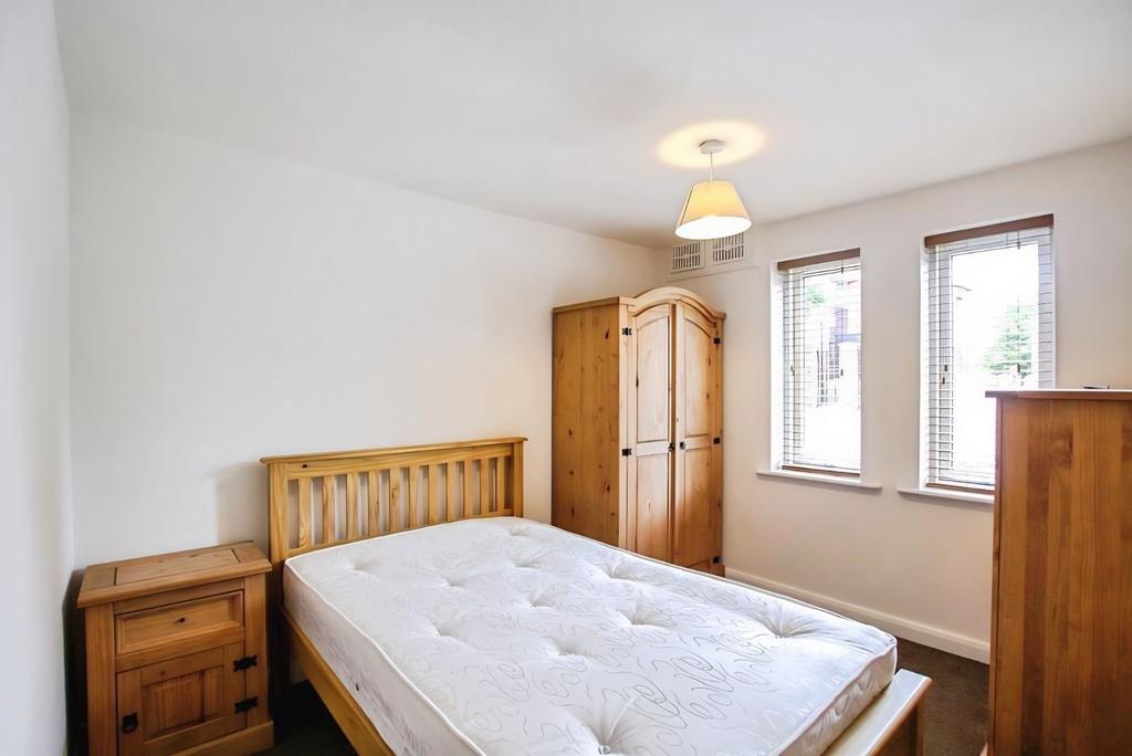 Apartment in York - More