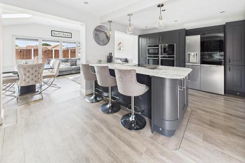 4 bedroom detached house for sale, 35 St Leonards Avenue, Woodhall Spa