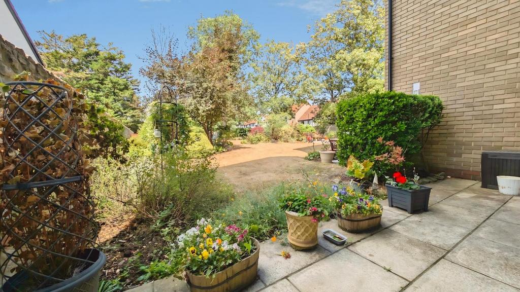 House in Bristol - View 2