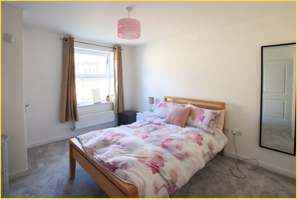 Apartment in Bromley - More