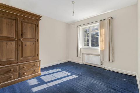4 bedroom apartment for sale, Streatham High Road, London, SW16