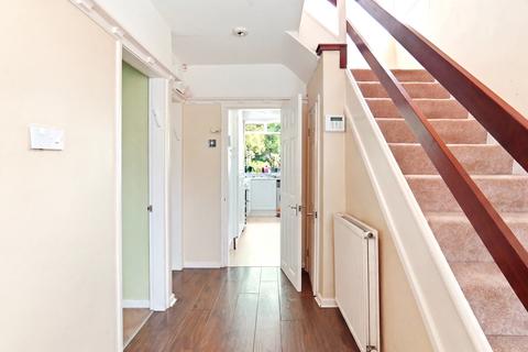 5 bedroom semi-detached house for sale, Mount Rise, Leeds, LS17
