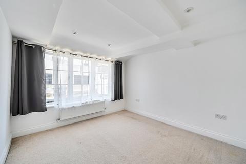1 bedroom flat for sale, Preston Street, Faversham, Kent, ME13