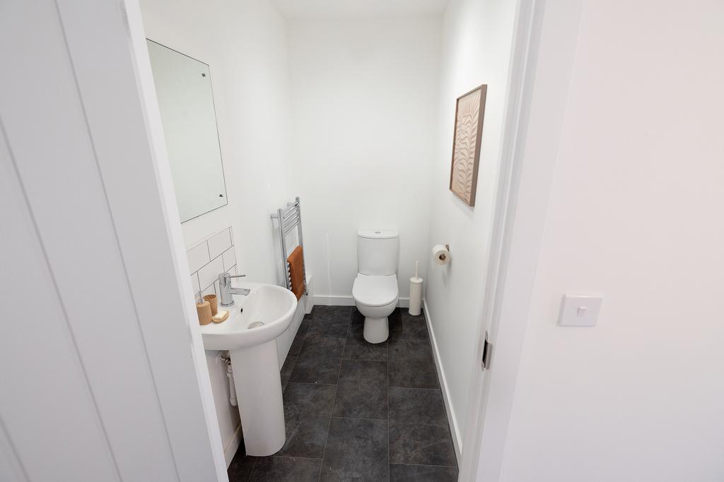 House in Newcastle - View 4