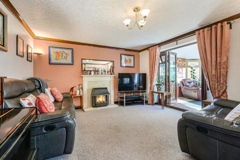 4 bedroom detached house for sale, Primrose Drive, Kingsnorth, Ashford, Kent, TN23