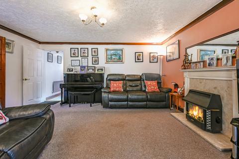 4 bedroom detached house for sale, Primrose Drive, Kingsnorth, Ashford, Kent, TN23