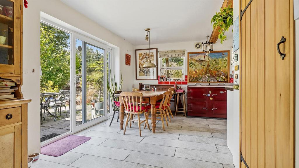 House in Llanfihangel-ar-arth - View 3