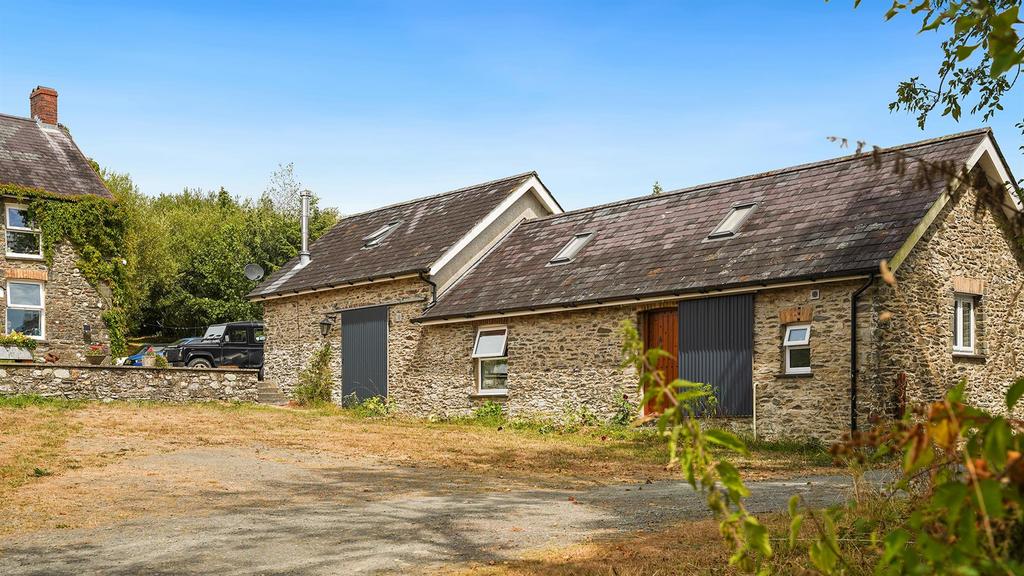 House in Llanfihangel-ar-arth - View 4
